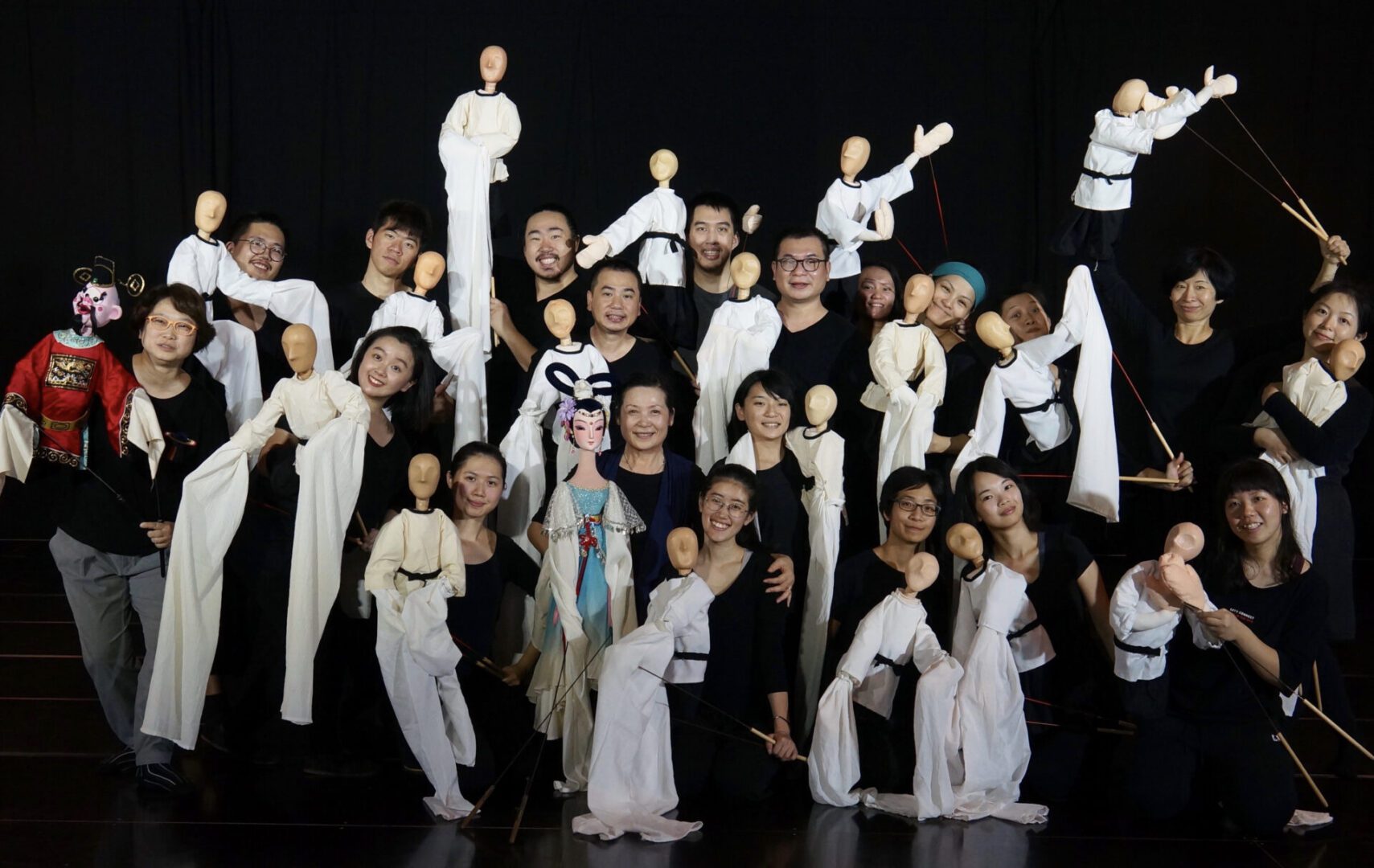 Puppet Runs Visual Puppetry Workshop - Hua Hua Zhang - Visual Expressions